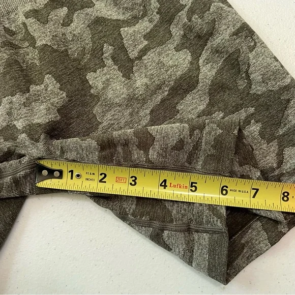 NVGTN Gray Camo Bike Shorts - Picture 7 of 8